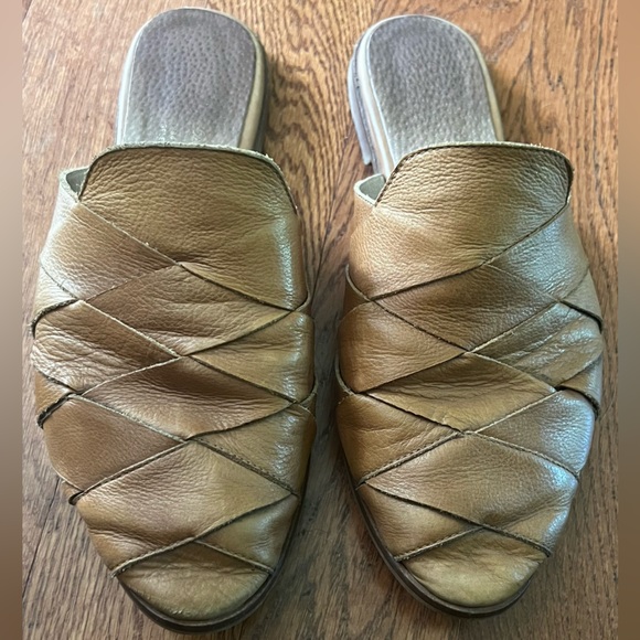 Seychelles woven leather mules size 8 - Picture 2 of 6